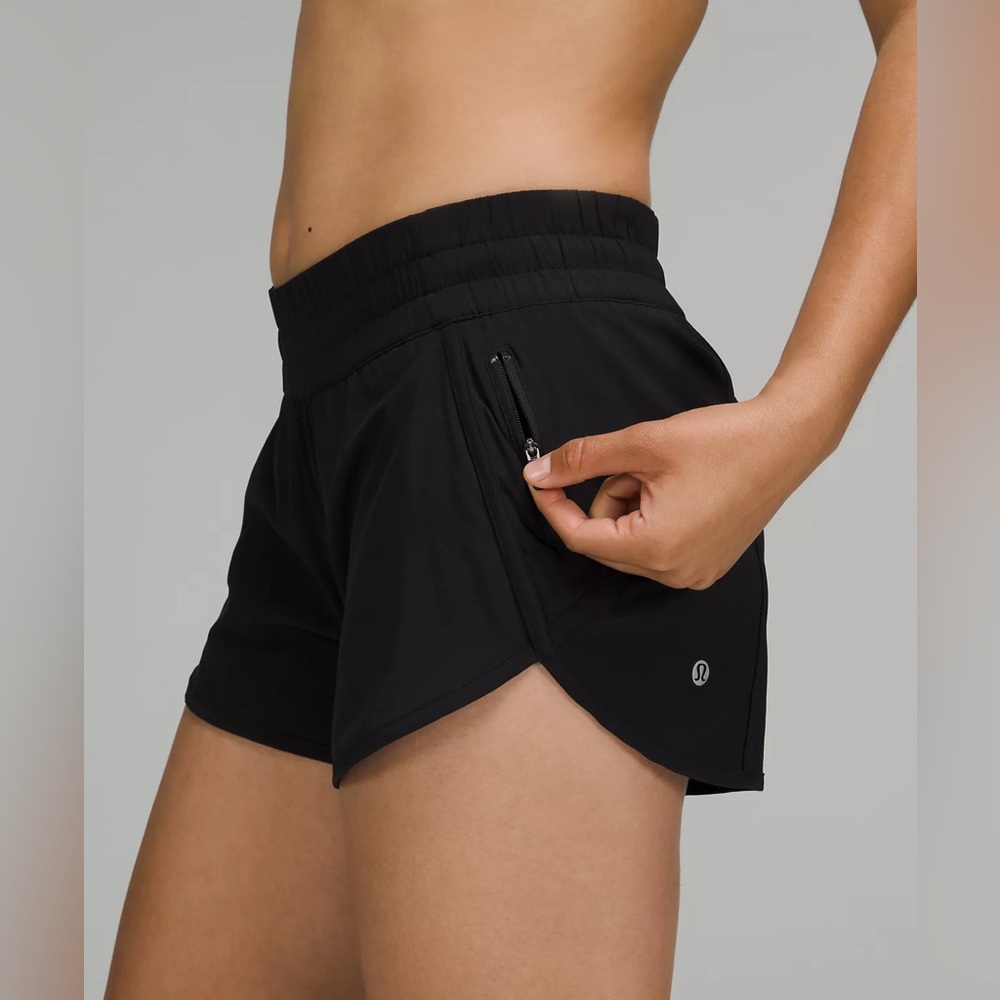Lululemon Tracker Low-Rise Lined Short 4" size 10. Reposhing.